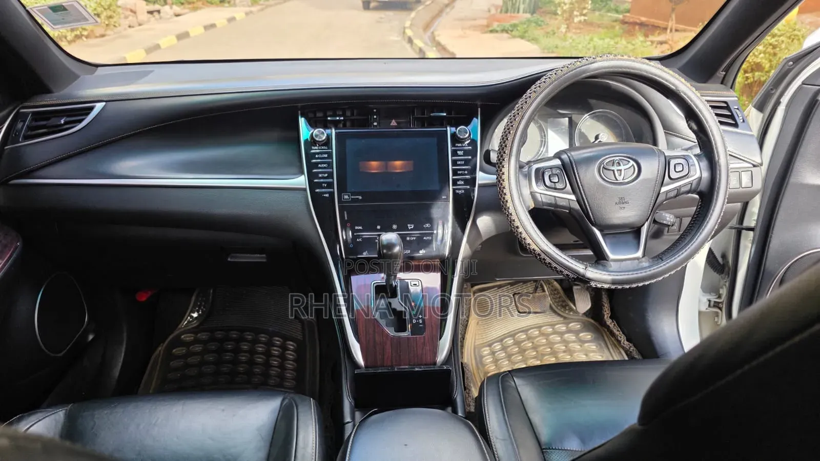 Toyota Harrier 2014 White