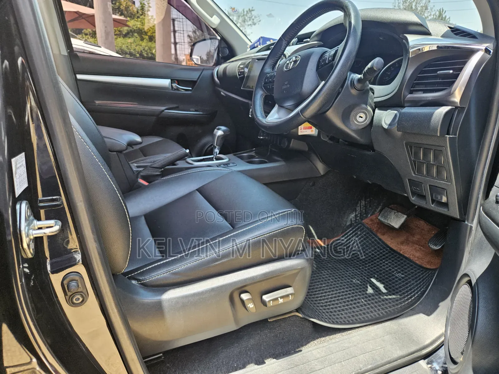 Toyota Hilux Revo Double Cab Deisel 2.4 RWD 2019 Black