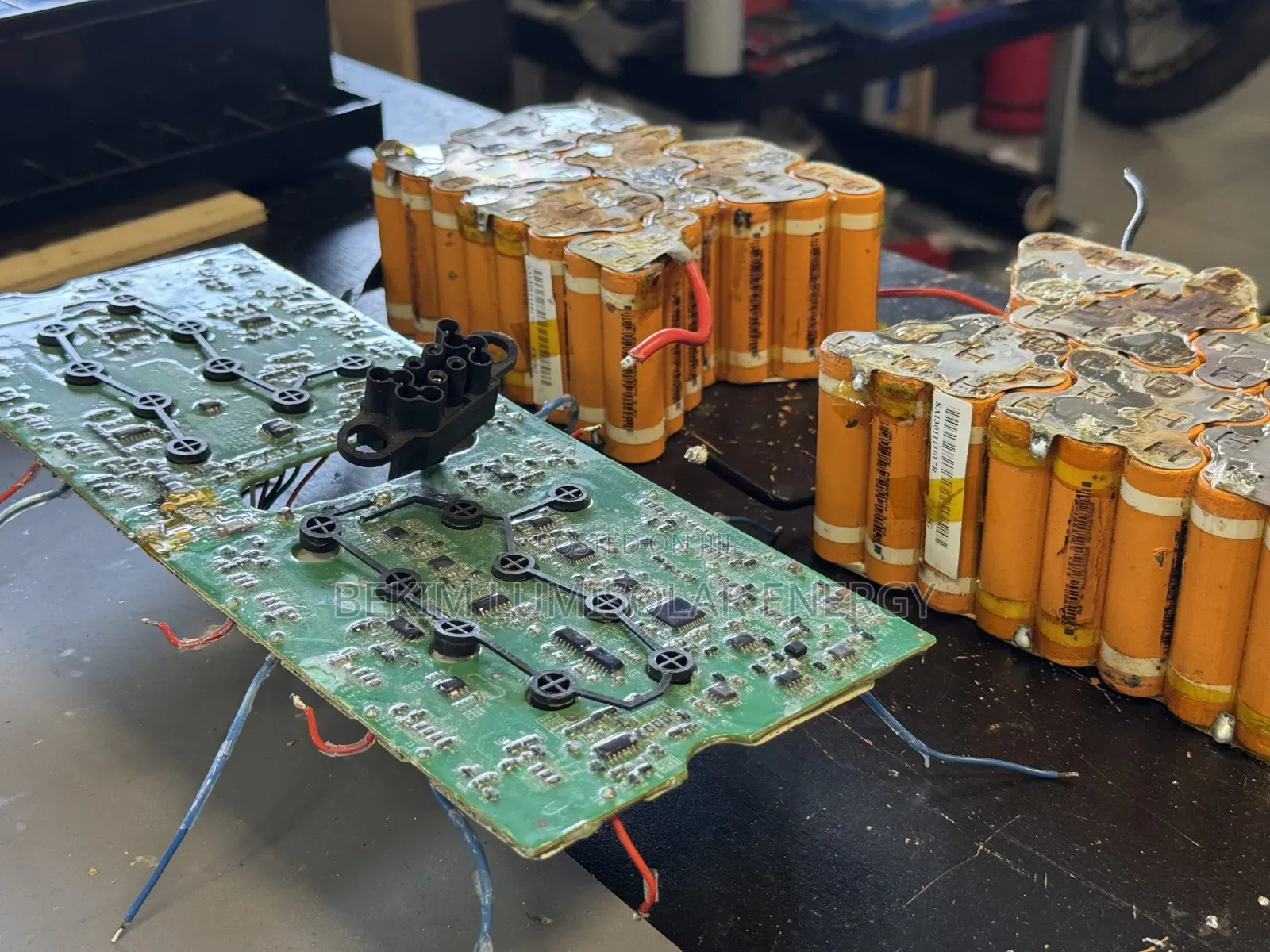 Professional Repair/Replacement of Lithium Batteries BMS and Cells.