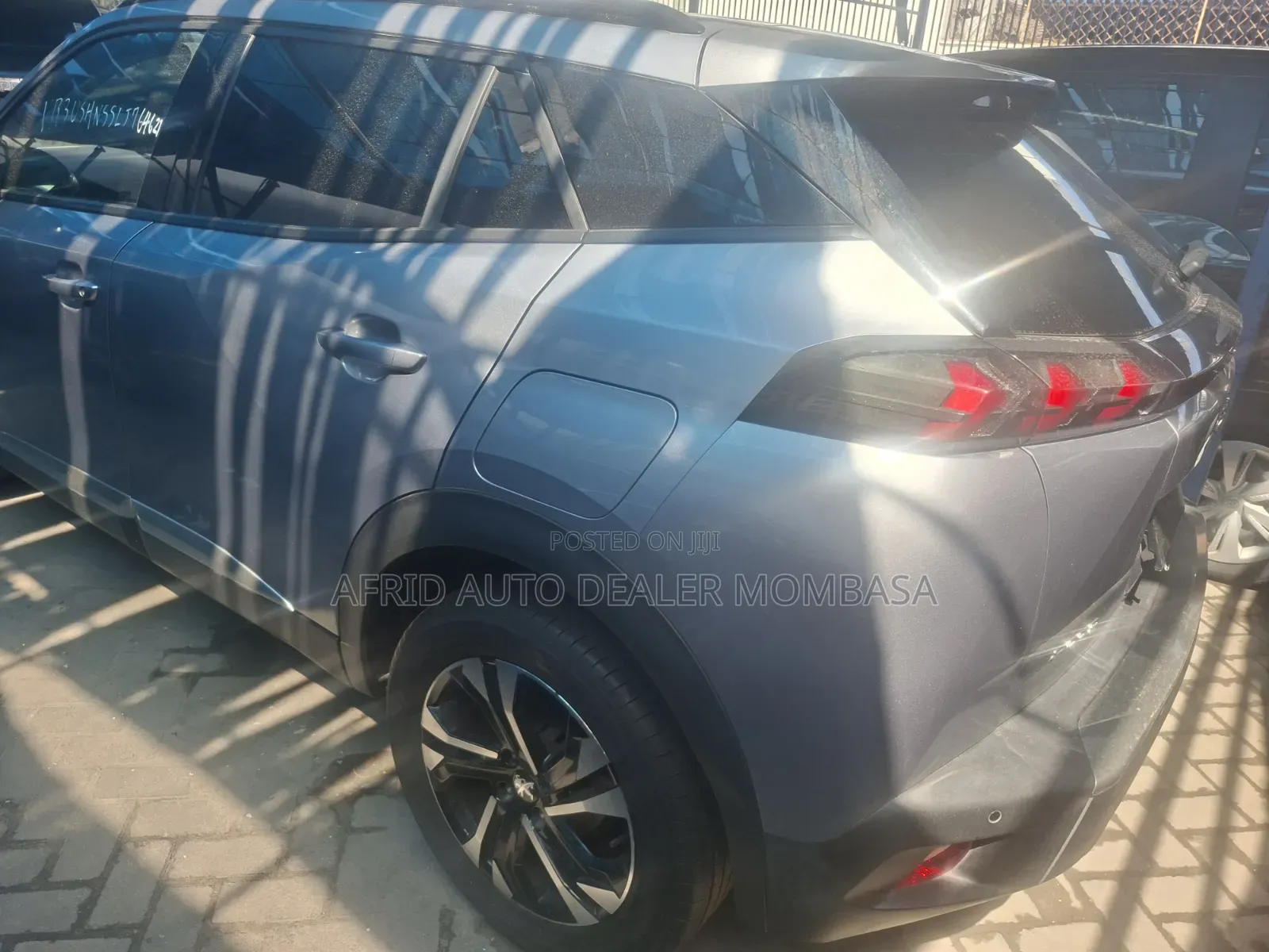 Peugeot 2008 1.2 PureTech (100 Hp) 2020 Silver