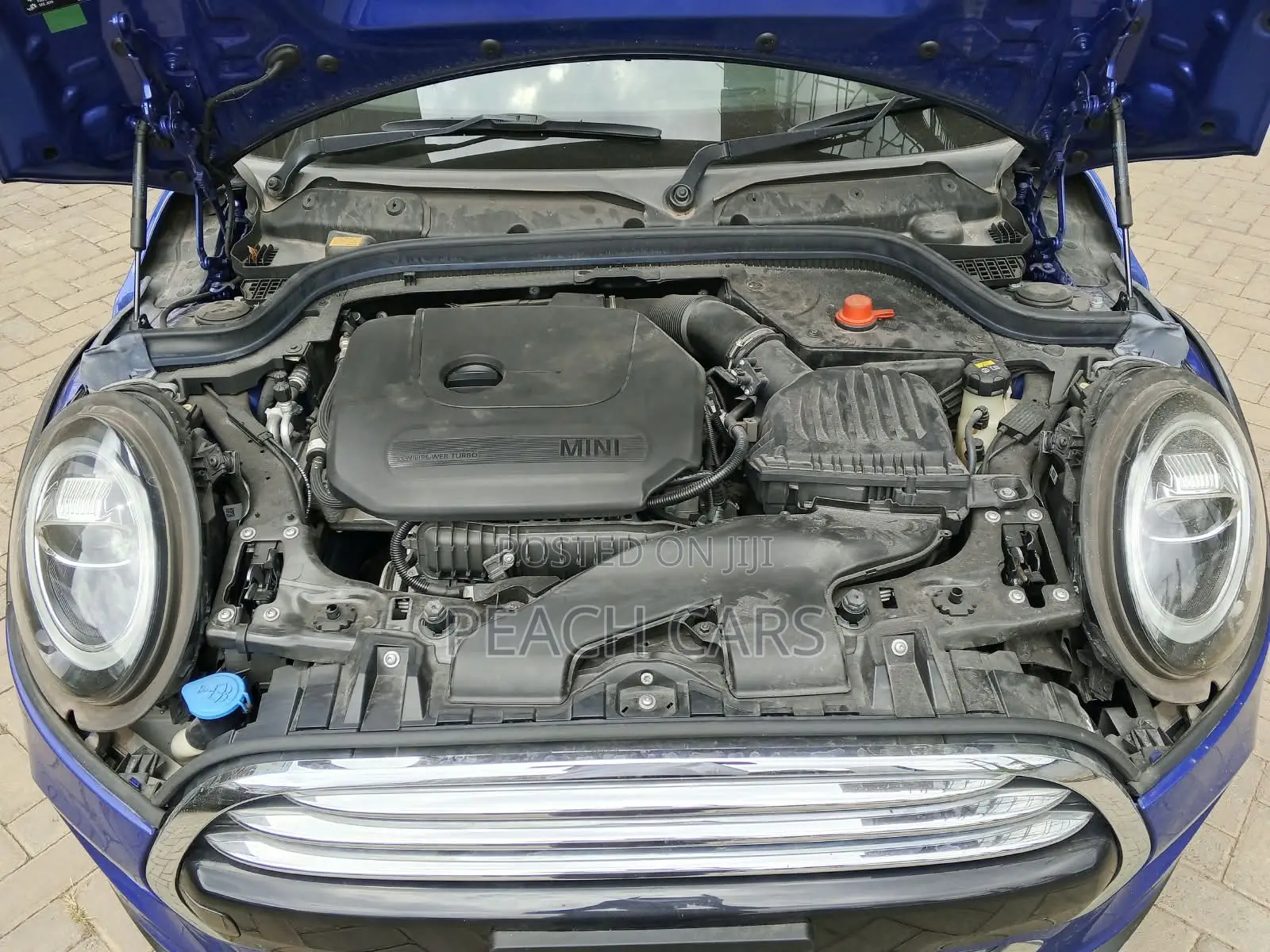 Mini Cooper 2019 Blue