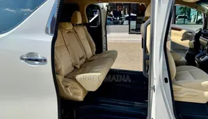 Toyota Vellfire 2.5 Z G Edition 2019 White