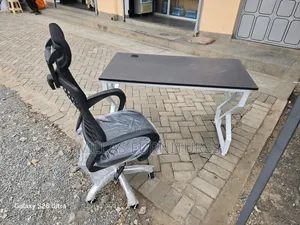 Classic Durable Study Desk and Headrest Mesh Office Chair