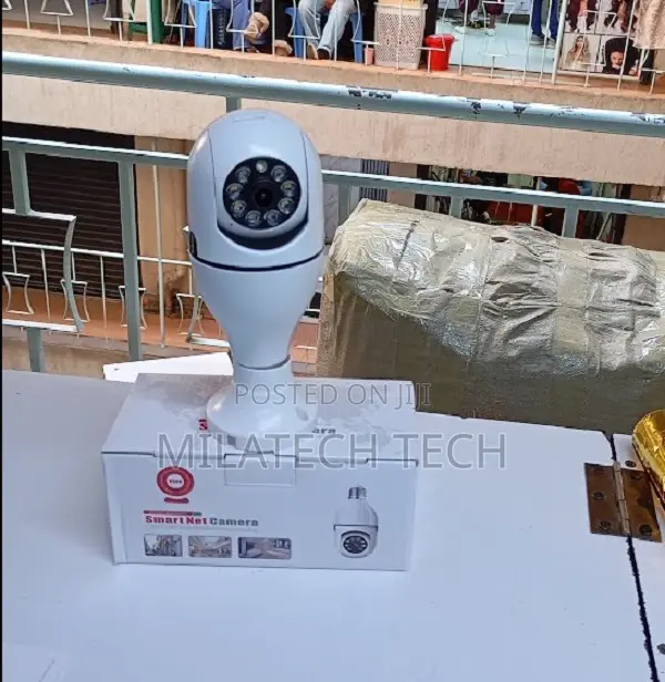 Wifi Bulb CCTV Camera 1080p PTZ V380