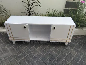 4 Feet With Strips TV Stand