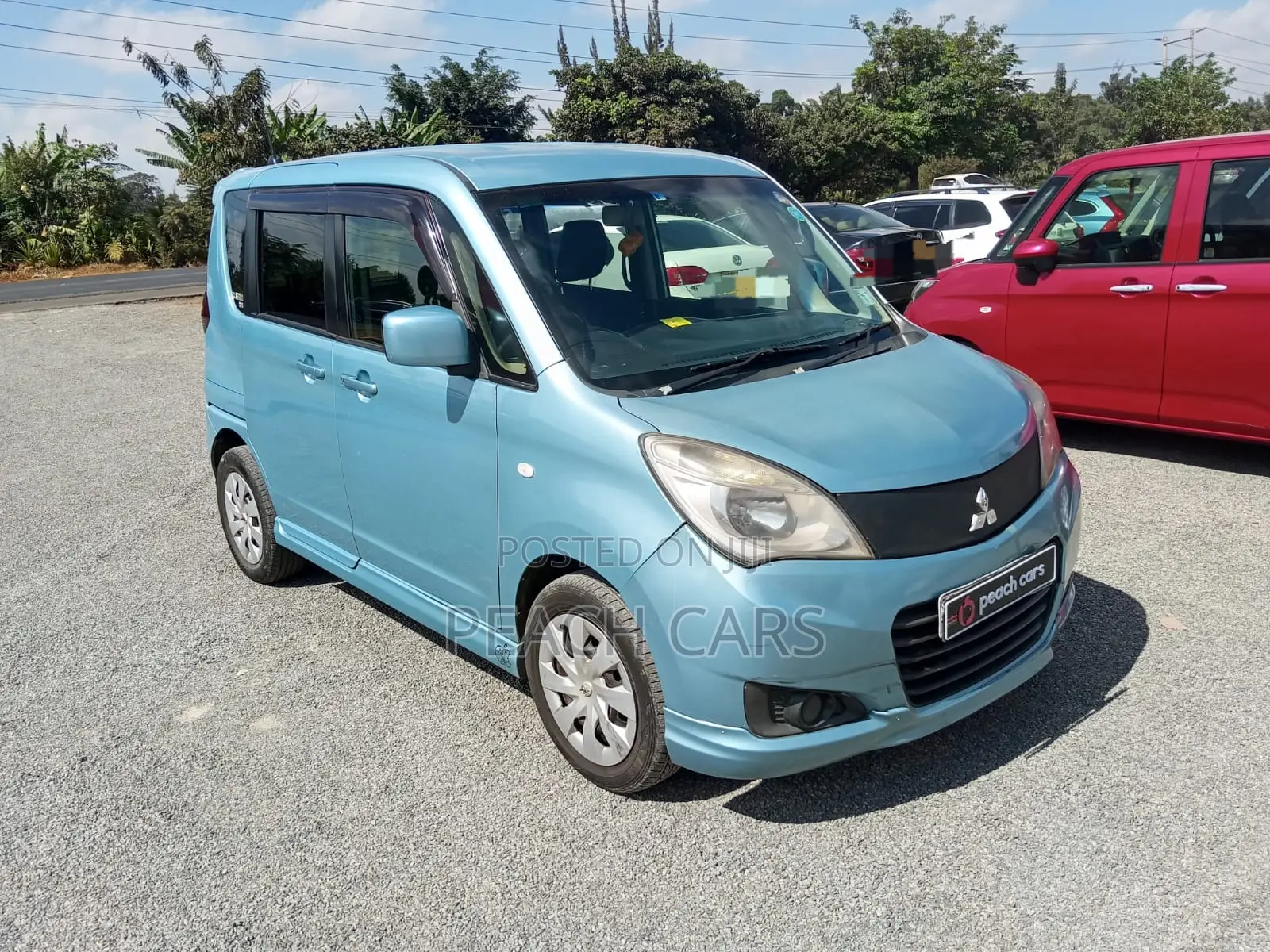 Mitsubishi Delica 2015 Blue