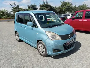 Mitsubishi Delica 2015 Blue