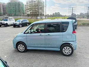 Mitsubishi Delica 2015 Blue