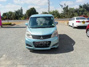 Mitsubishi Delica 2015 Blue