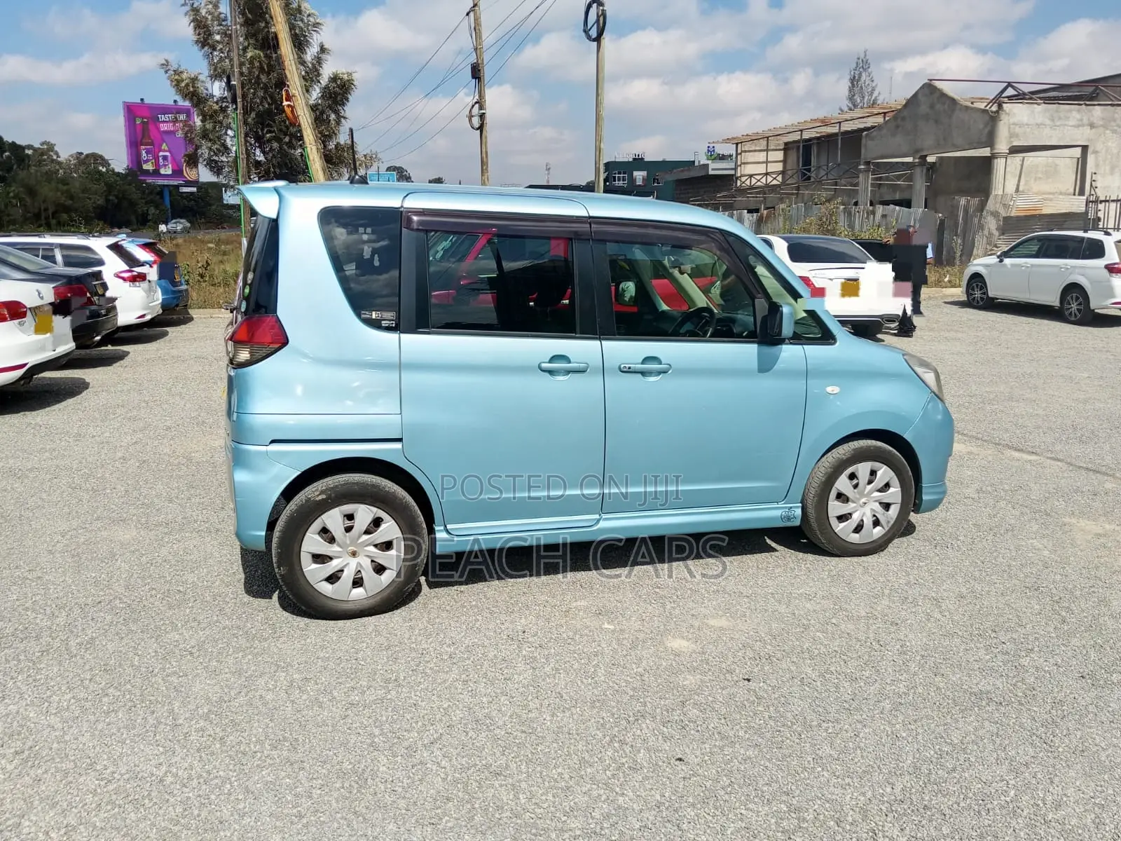 Mitsubishi Delica 2015 Blue