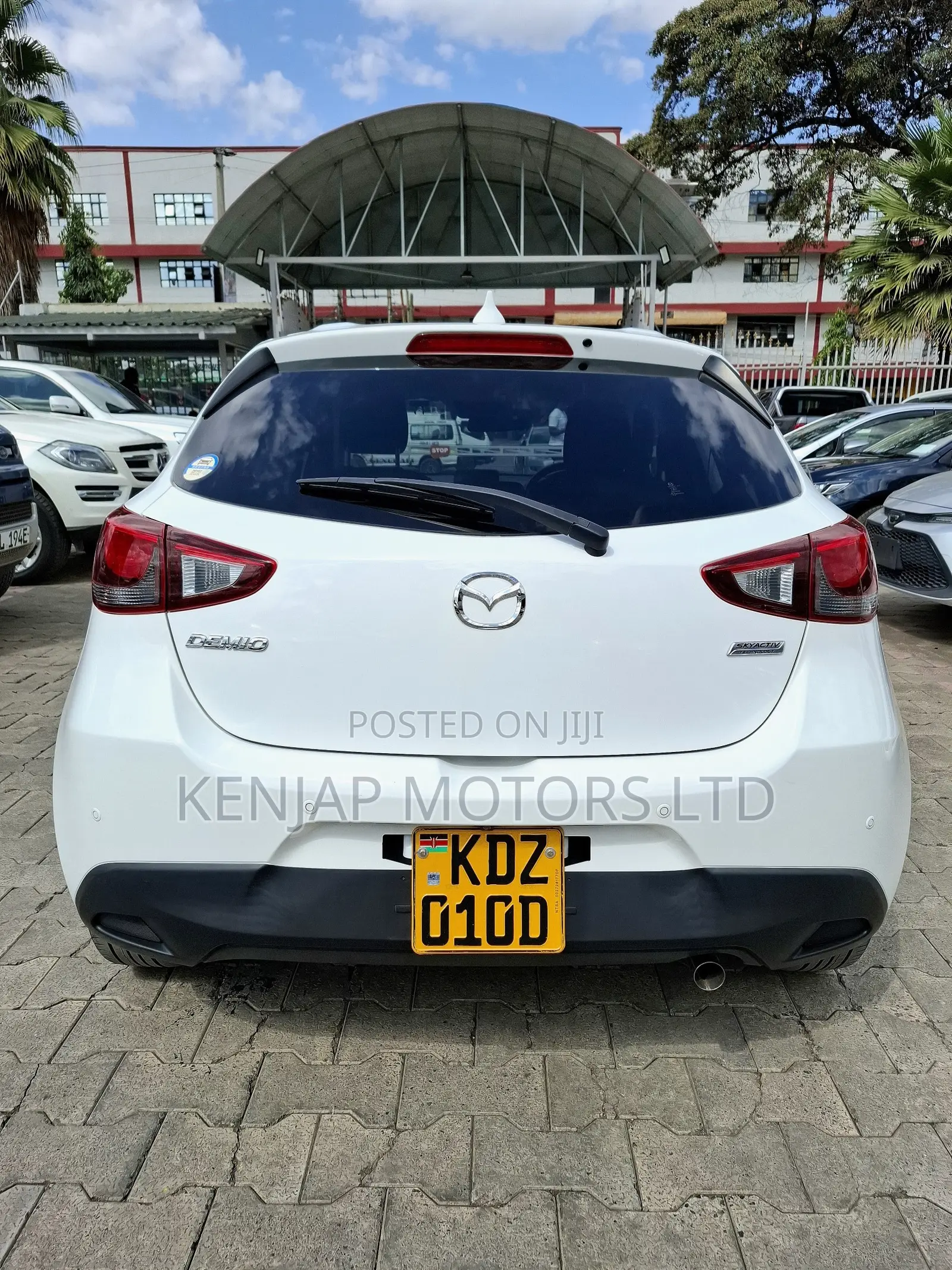 Mazda Demio 2019 White
