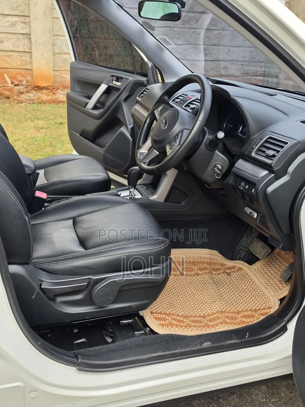 Subaru Forester 2017 Pearl