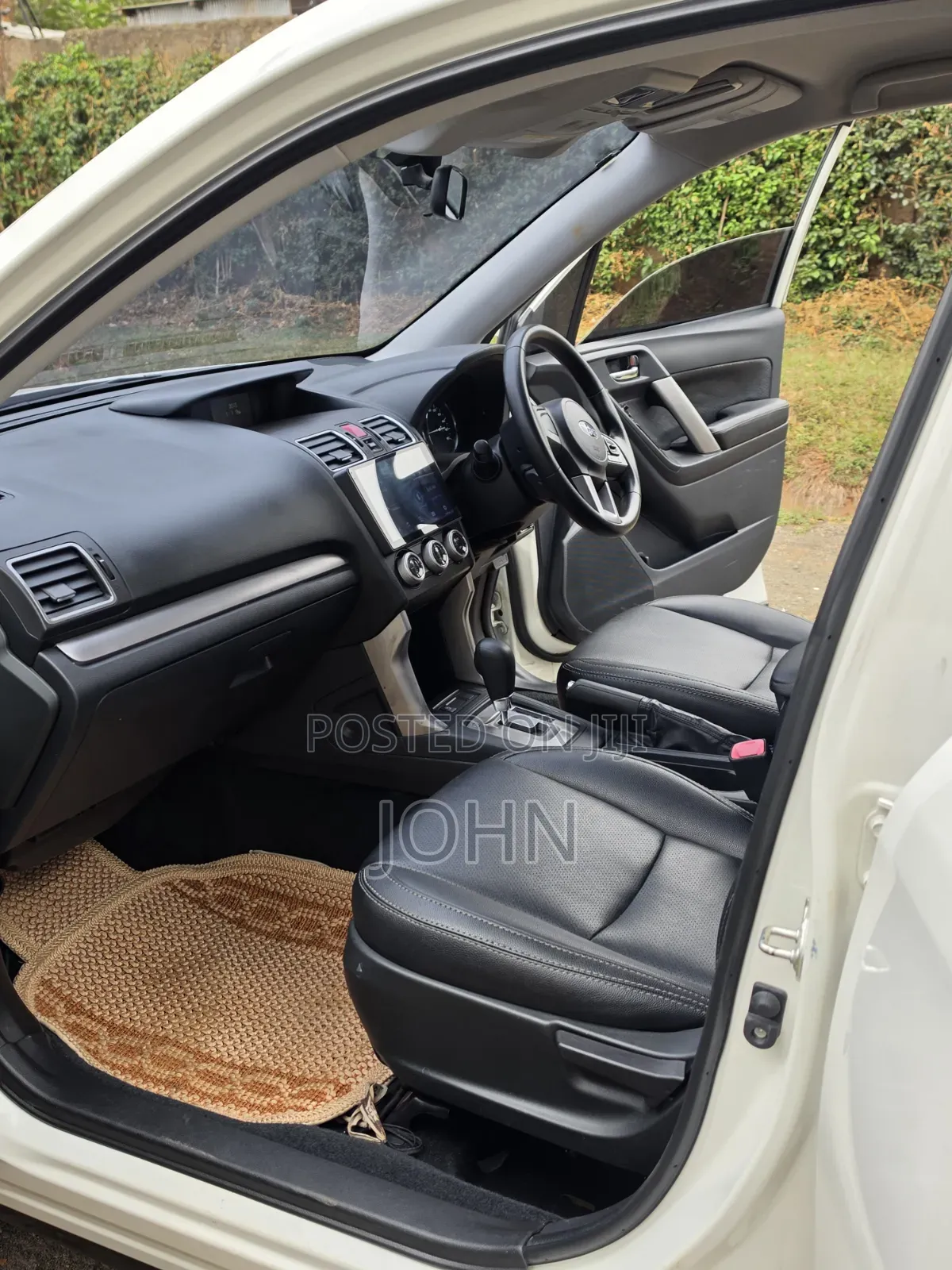 Subaru Forester 2017 Pearl