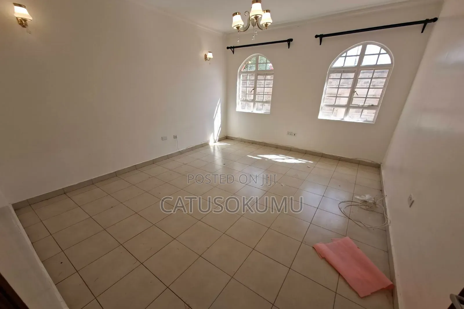 5bdrm Maisonette in Syokimau, Gateway Mall Area for rent