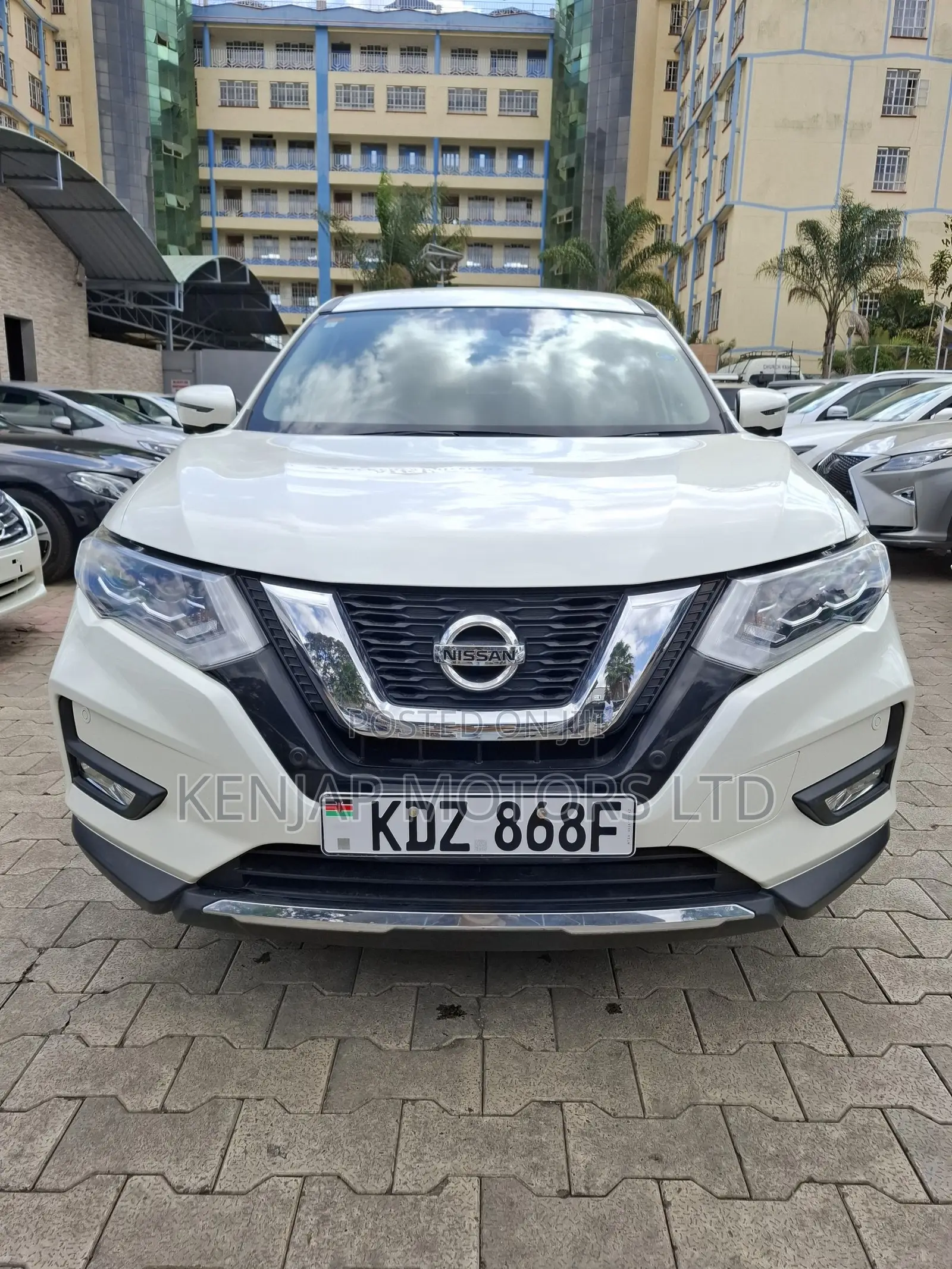 Nissan X-Trail 2019 White
