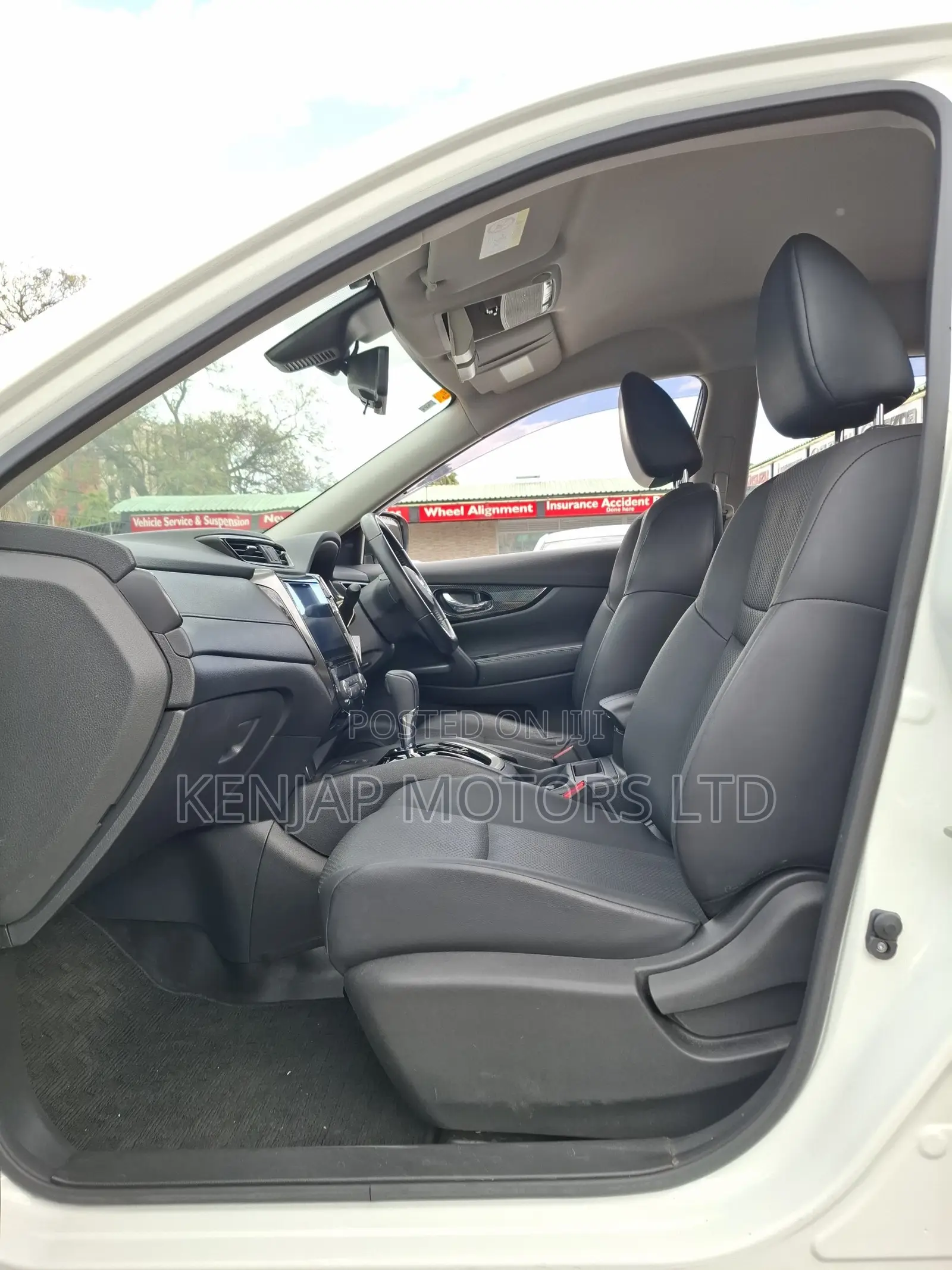 Nissan X-Trail 2019 White