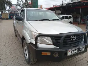 Toyota Hilux 2016 Silver