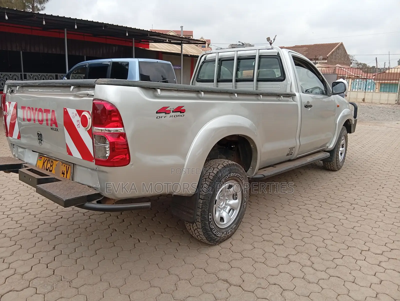 Toyota Hilux 2016 Silver