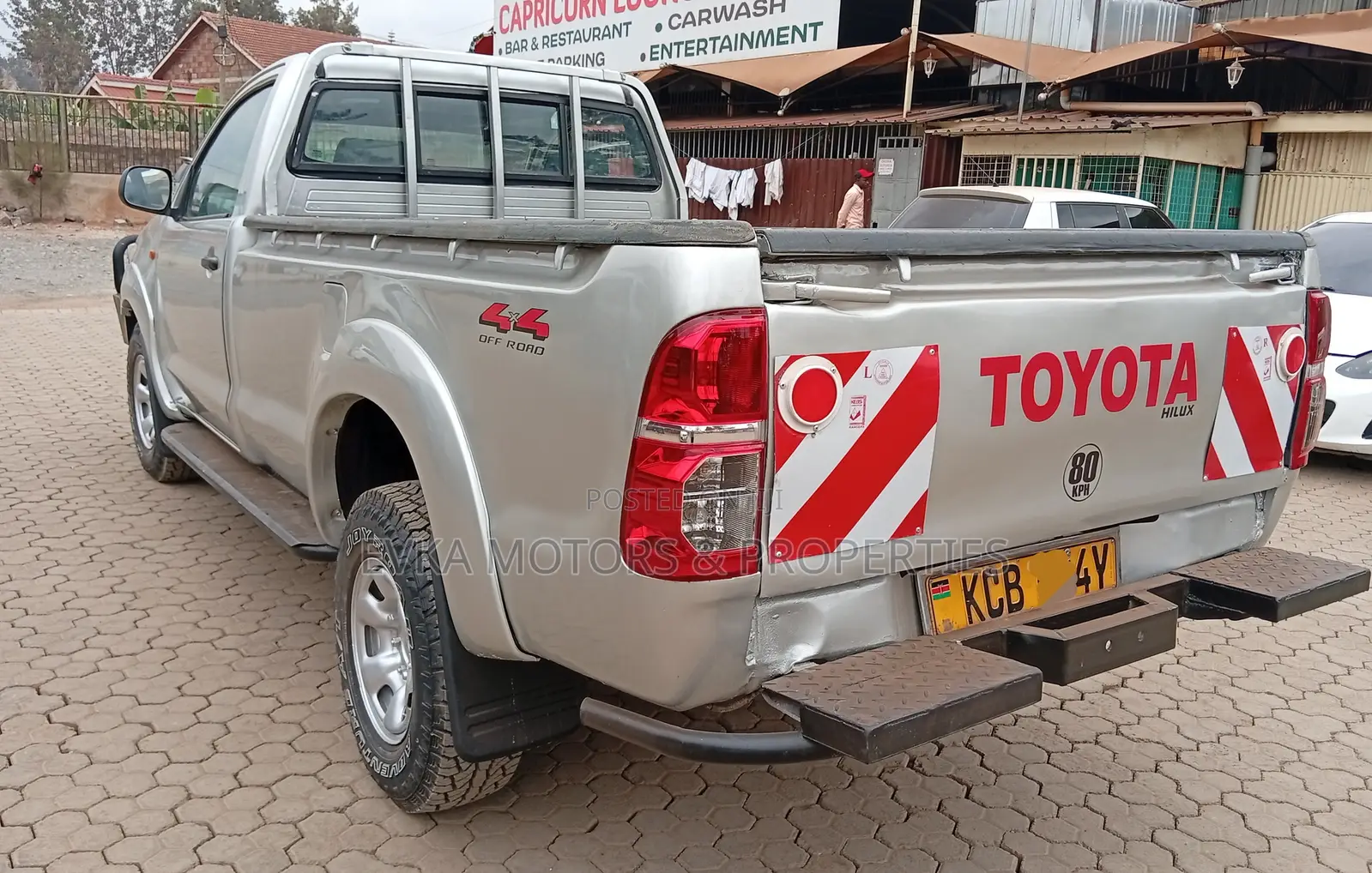 Toyota Hilux 2016 Silver