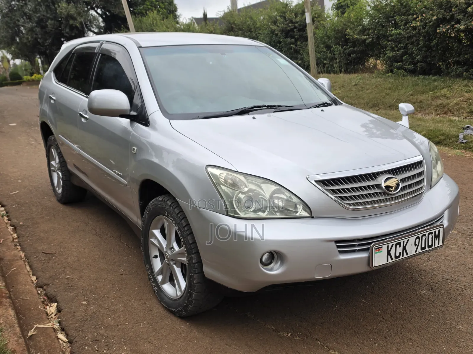 Toyota Harrier Hybrid 2010 Silver
