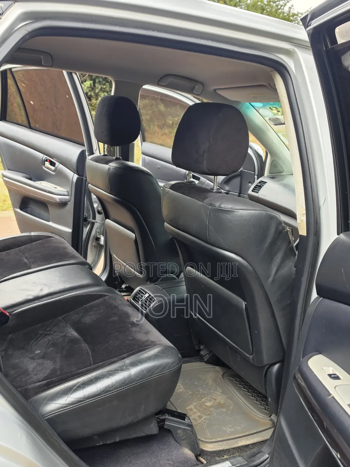 Toyota Harrier Hybrid 2010 Silver