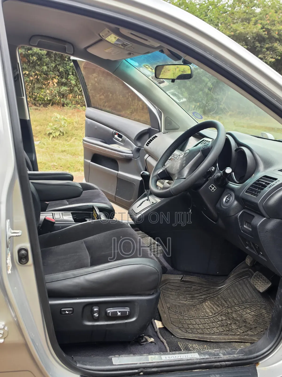 Toyota Harrier Hybrid 2010 Silver