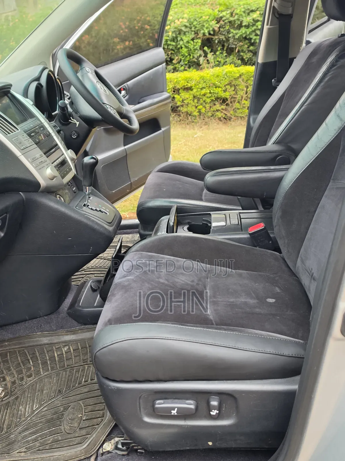 Toyota Harrier Hybrid 2010 Silver