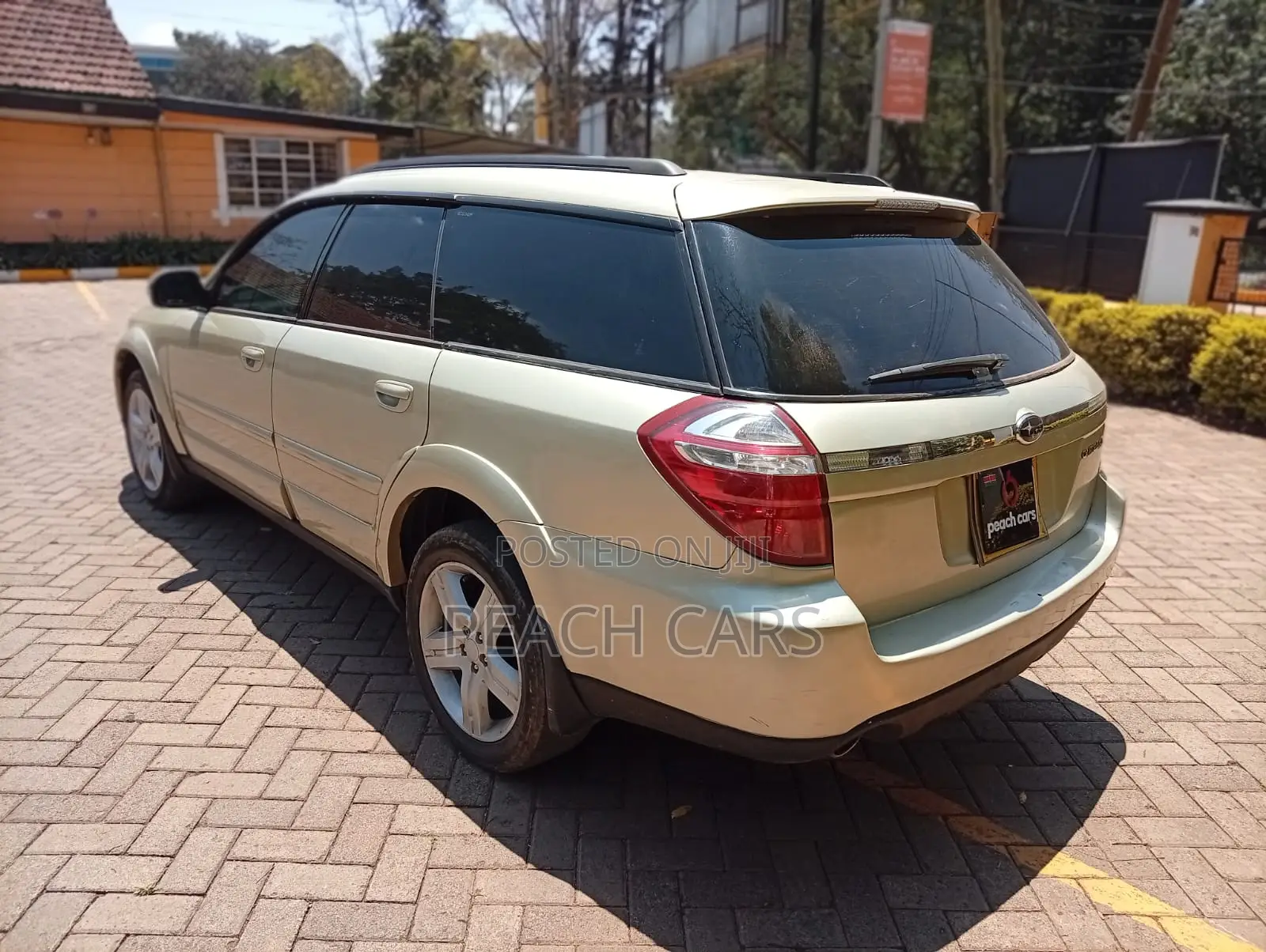 Subaru Outback 2008 Gold