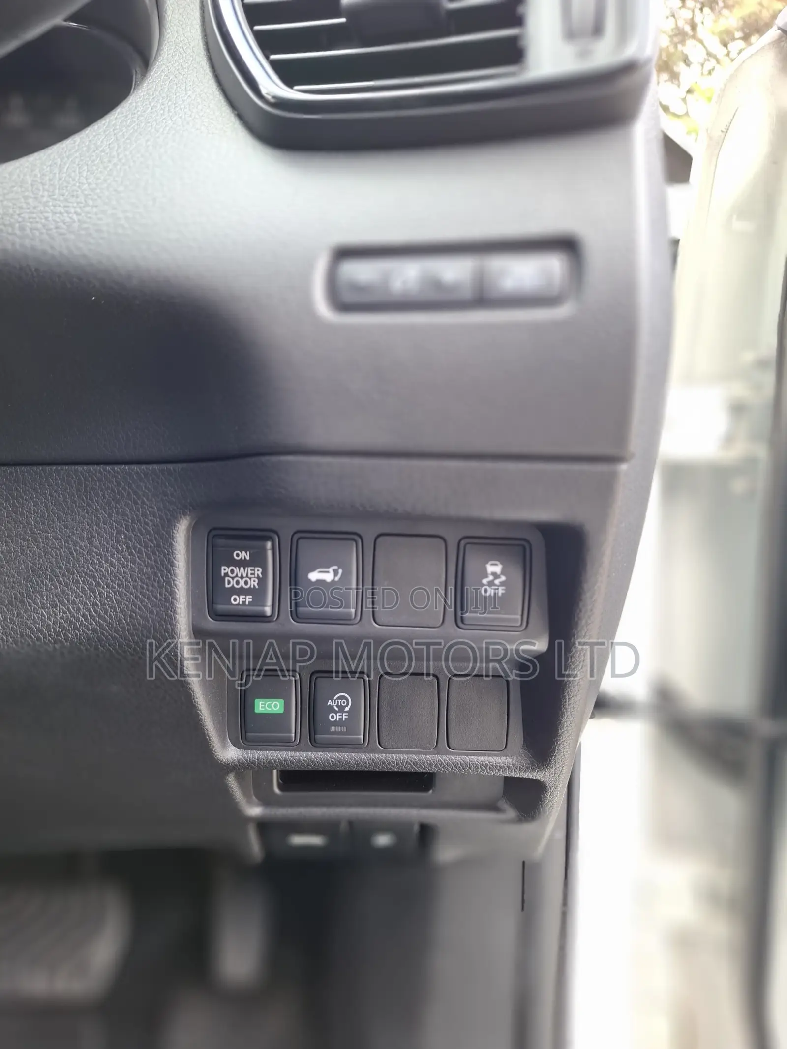 Nissan X-Trail 2019 White