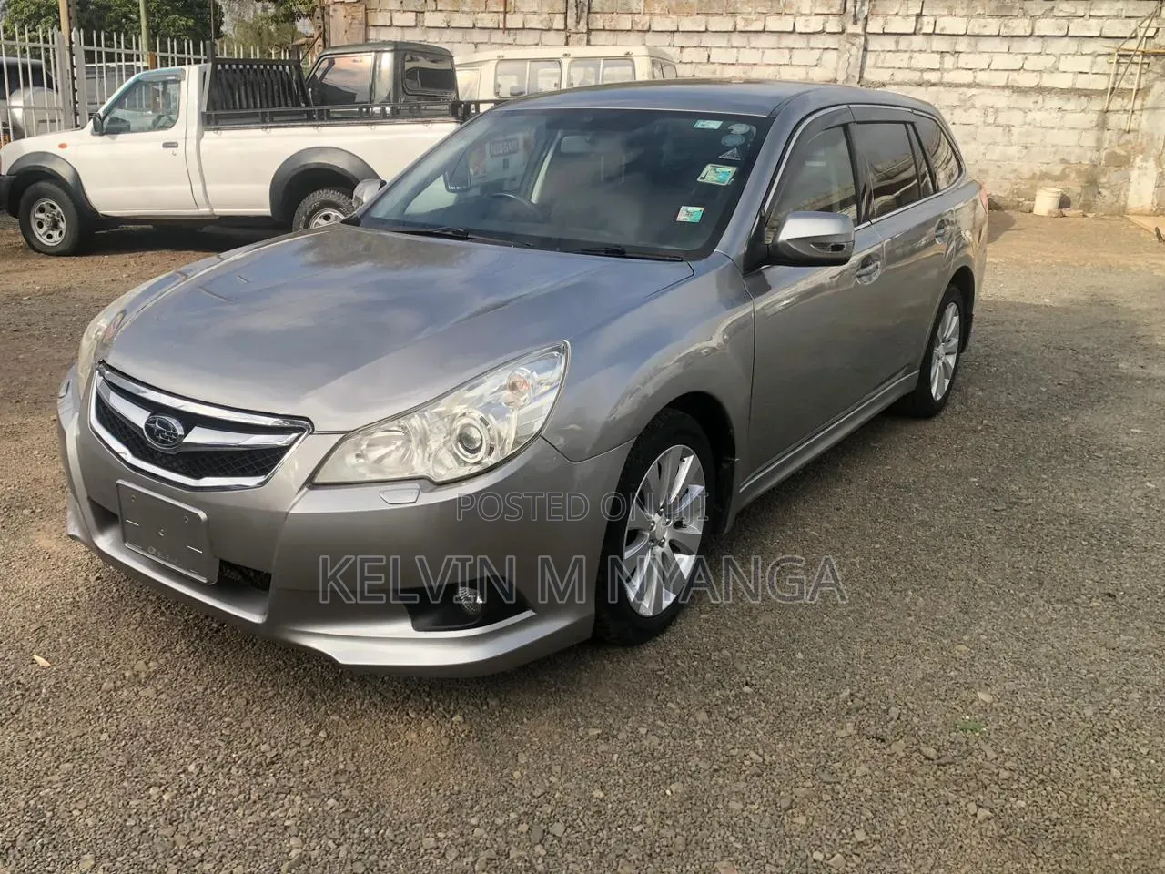 Subaru Legacy 2.5i Limited 2011 Gray