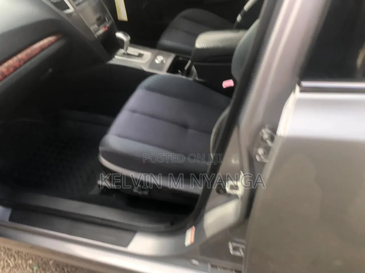 Subaru Legacy 2.5i Limited 2011 Gray