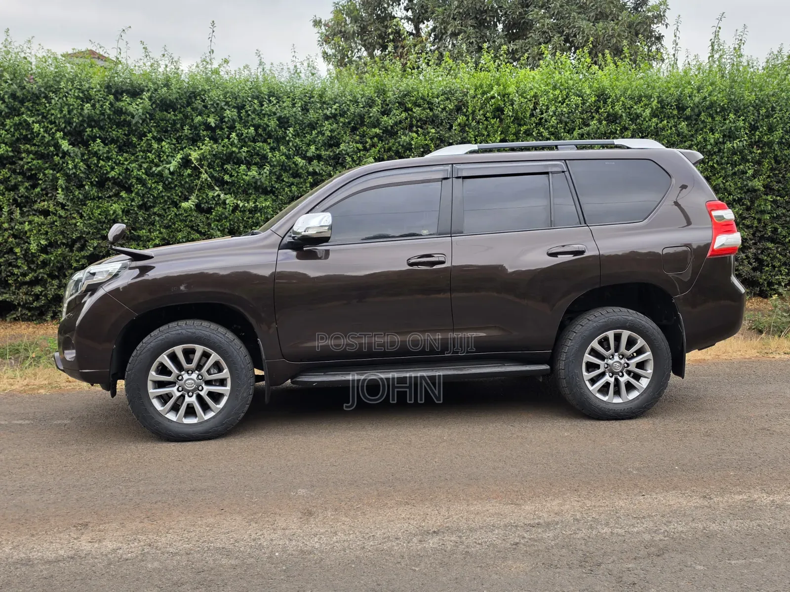 Toyota Land Cruiser Prado 2.8 2017 Burgundy