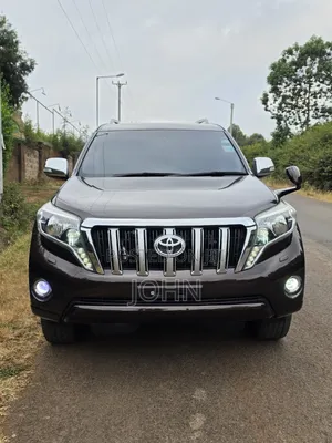 Toyota Land Cruiser Prado 2.8 2017 Burgundy