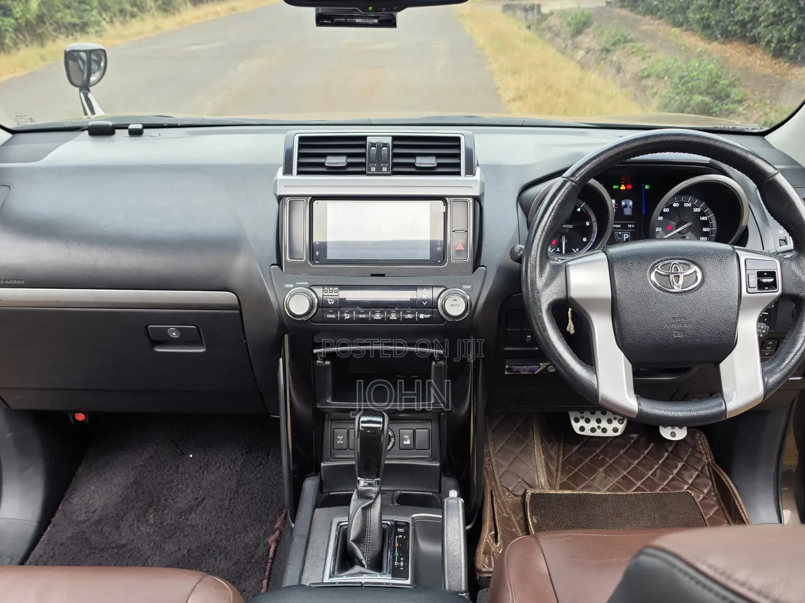 Toyota Land Cruiser Prado 2.8 2017 Burgundy
