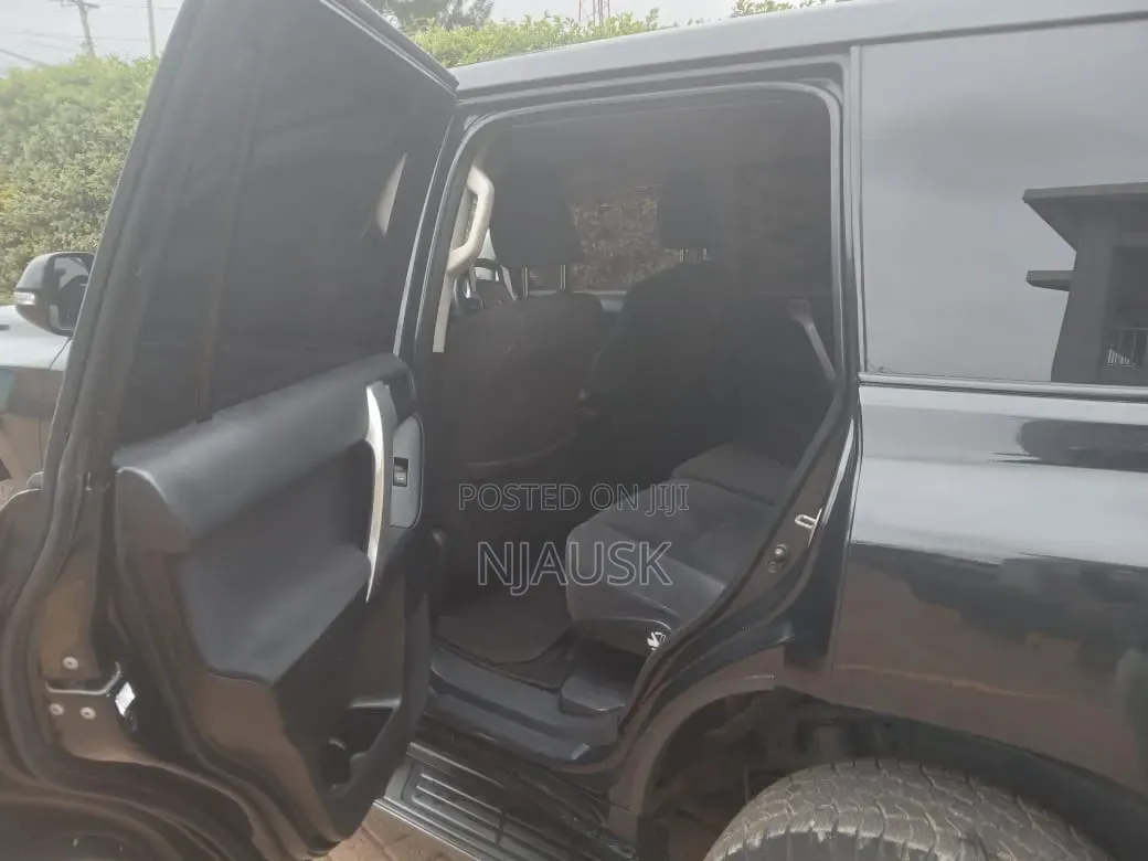 Toyota Land Cruiser Prado 2.7 VVT-i 2014 Black