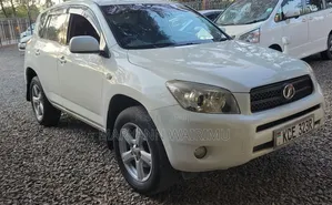 Toyota RAV4 2008 White