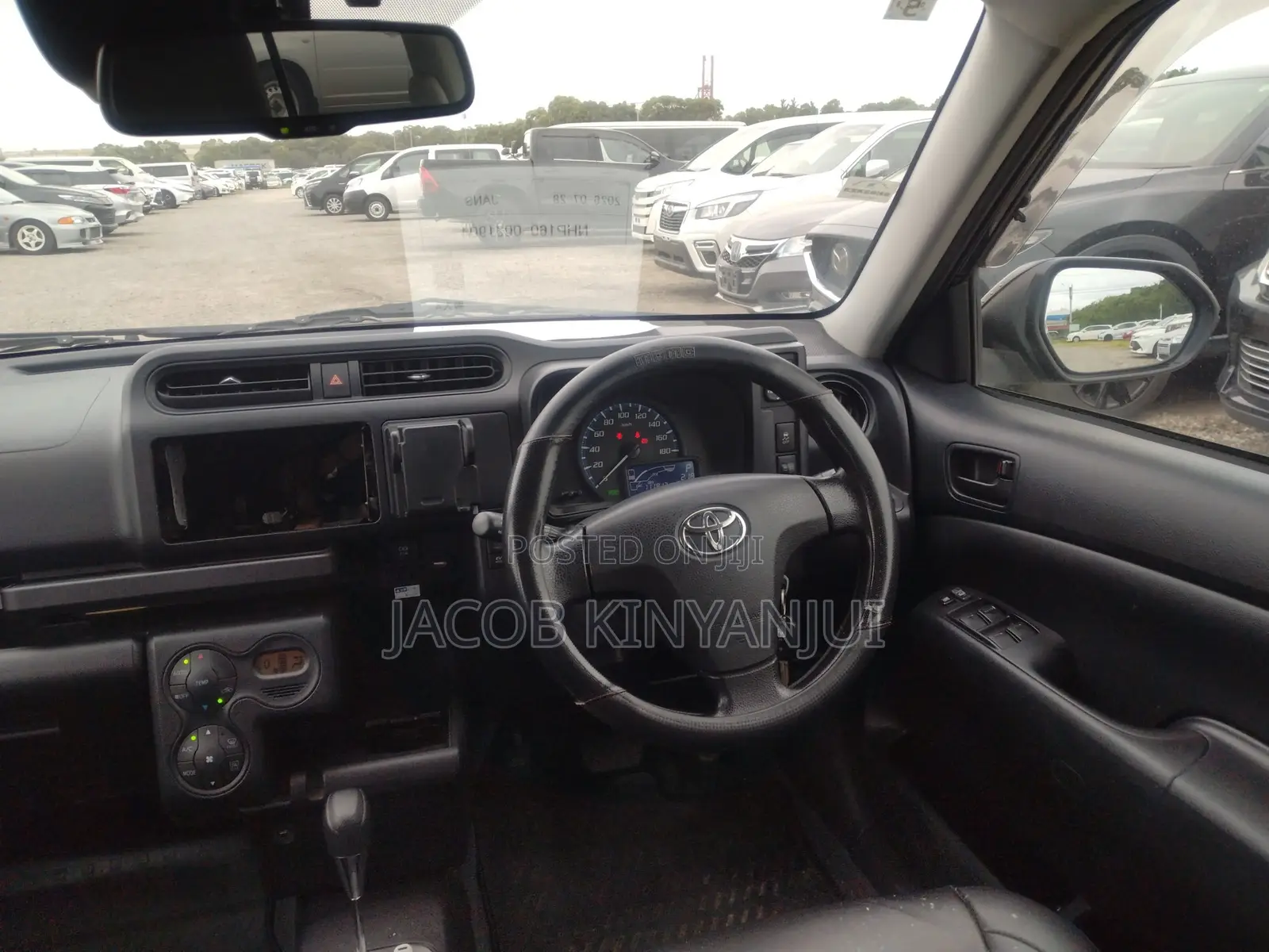 Toyota Probox 1.5 Hybrid F 2021 Black