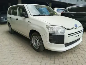 Toyota Succeed 2019 White