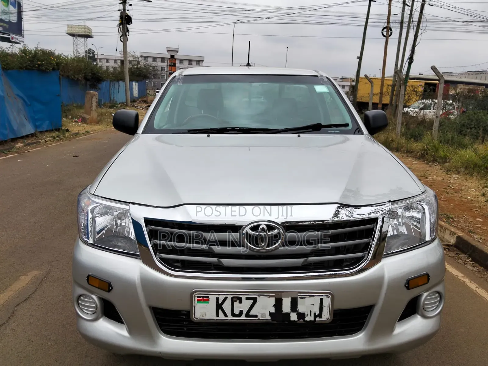 Toyota Hilux SR5 2014 Silver