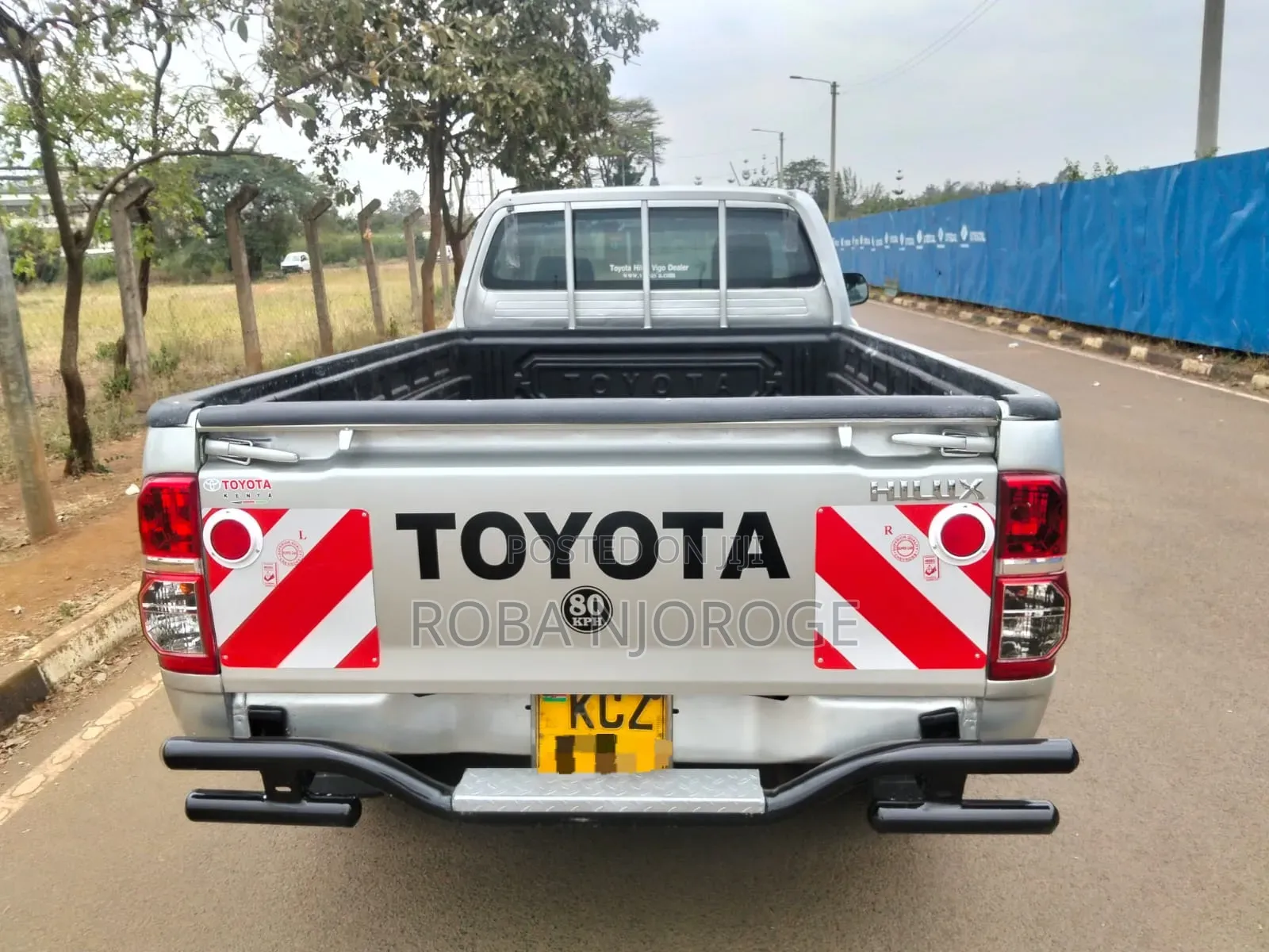 Toyota Hilux SR5 2014 Silver