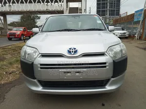 Toyota Succeed 2019 Silver