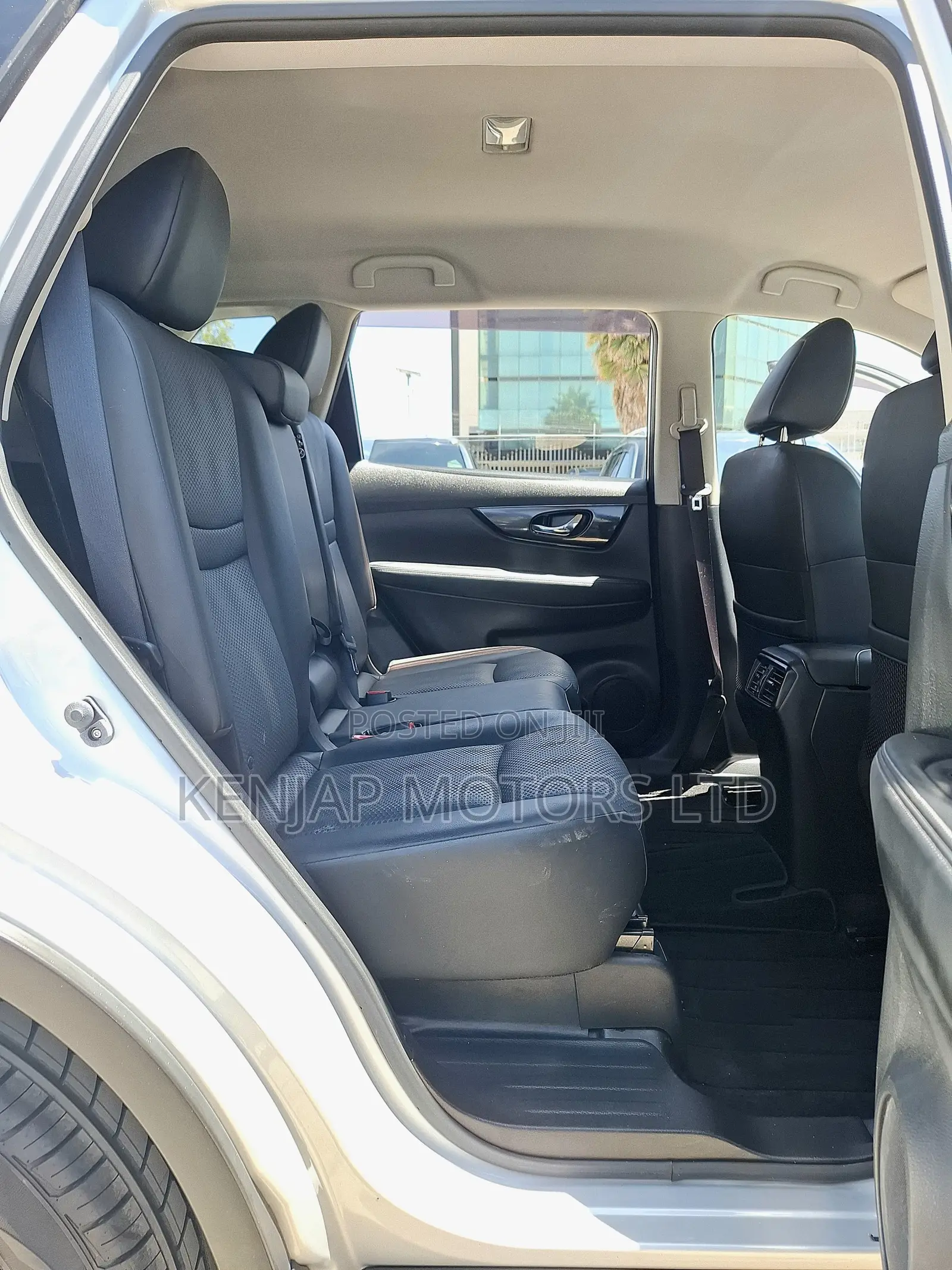 Nissan X-Trail 2019 Silver