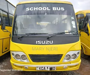 Isuzu NQR 2014 Yellow