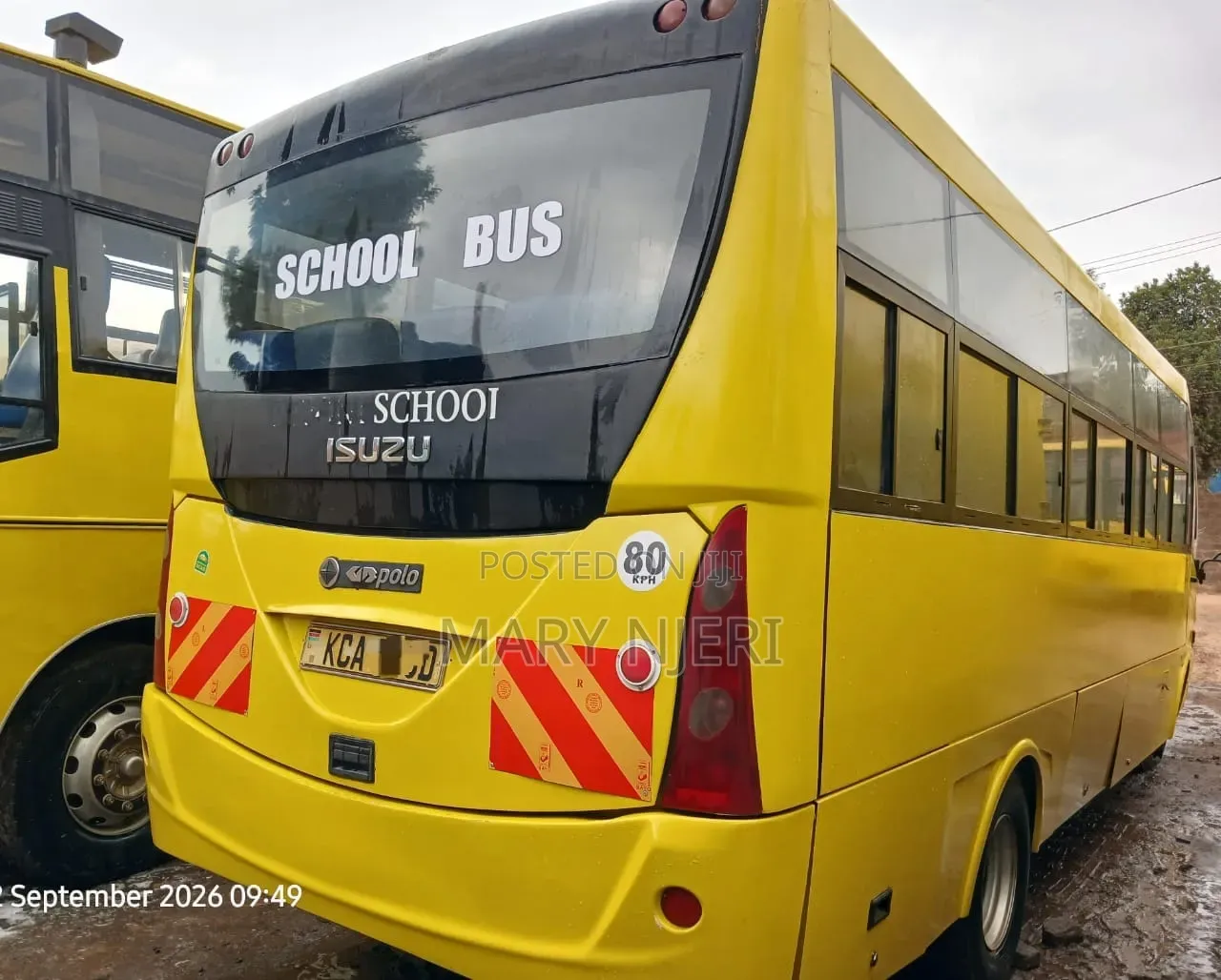 Isuzu NQR 2014 Yellow