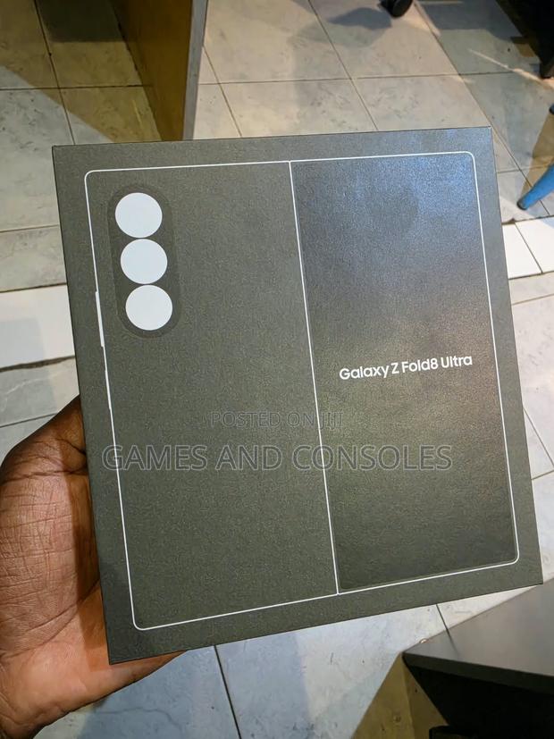 New Samsung Galaxy Z Fold8 Ultra 256 GB