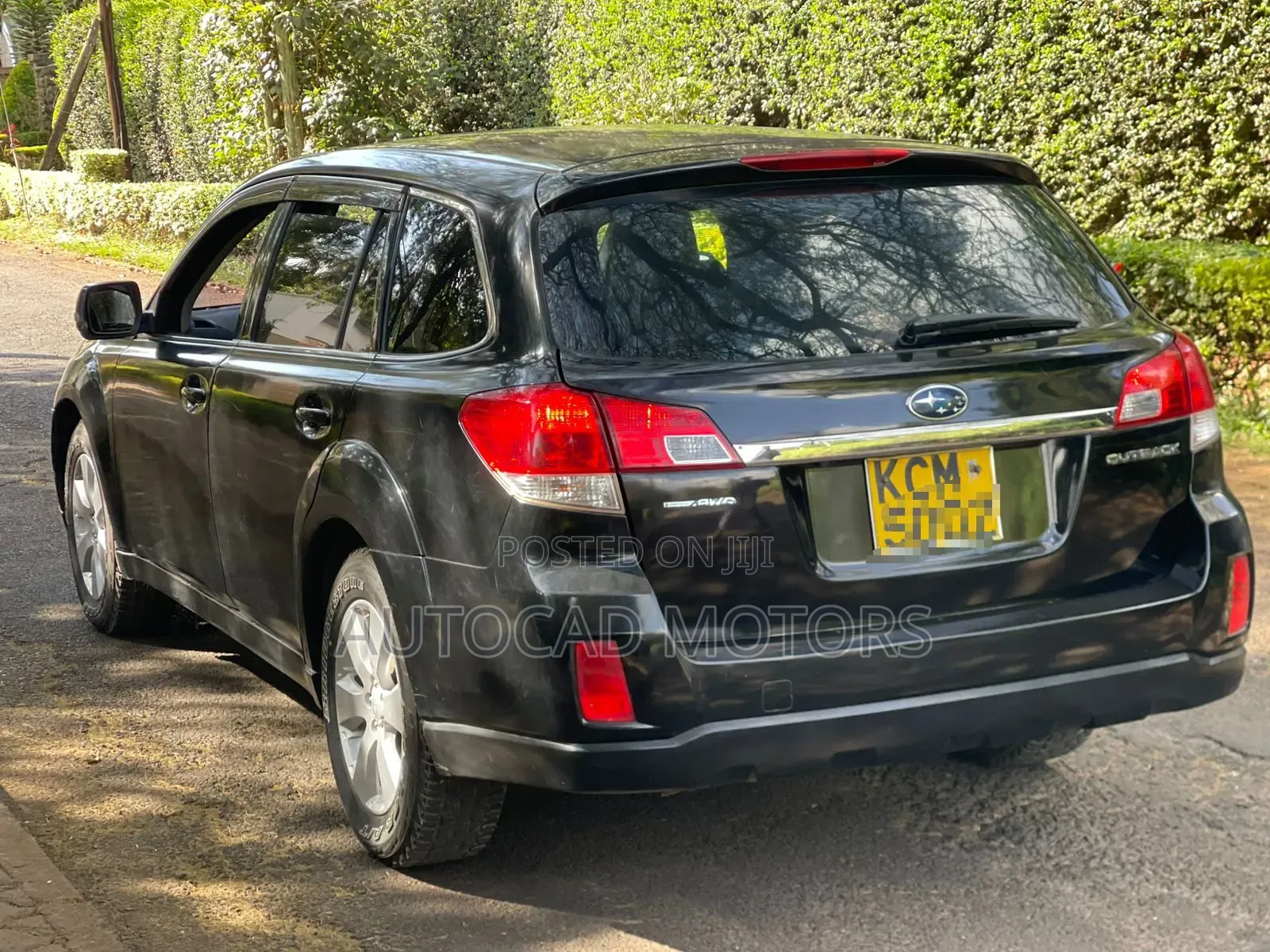 Subaru Outback 2010 Black