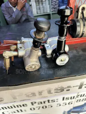 Brake System Valve,booster of FSR,FUSO,FRR,FVZ