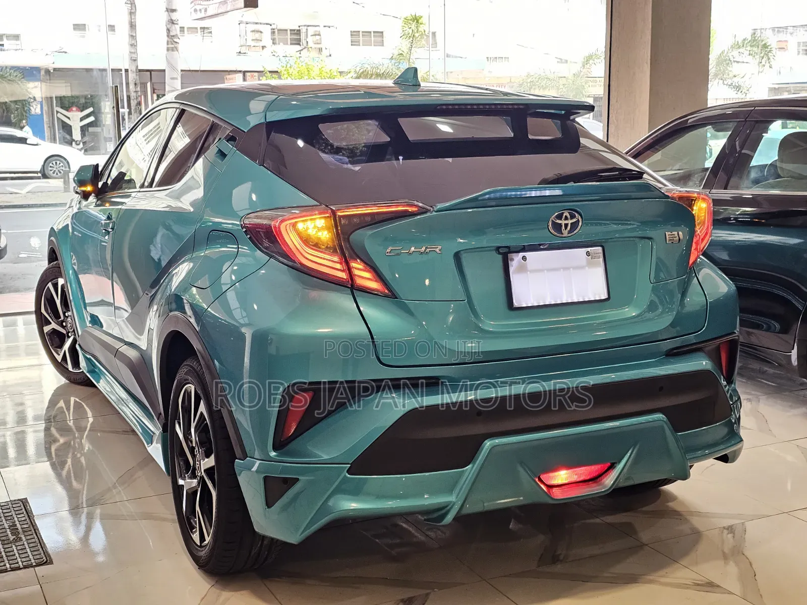 Toyota C-HR XLE Prermium FWD (2.0L 4cyl 2AM) 2018 Green