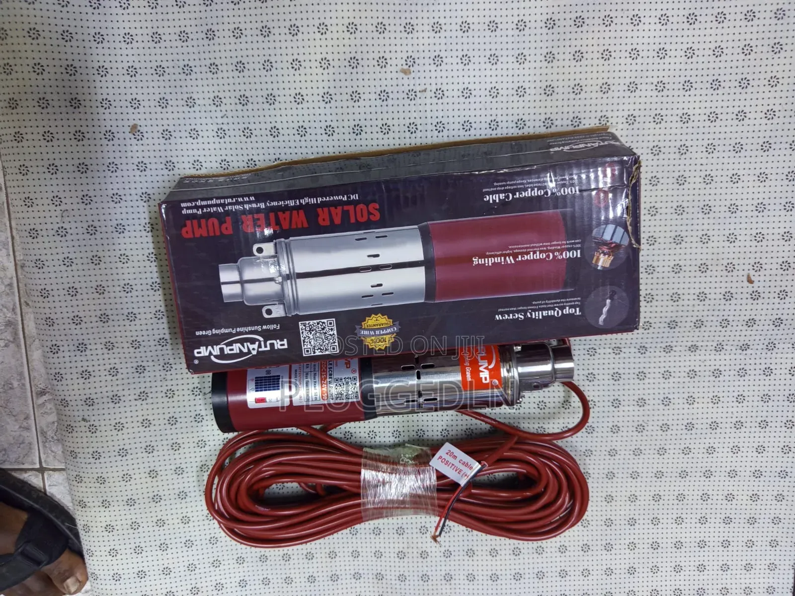 Rutanpump 24V Submersible Solar Water Pump, a 250W DC