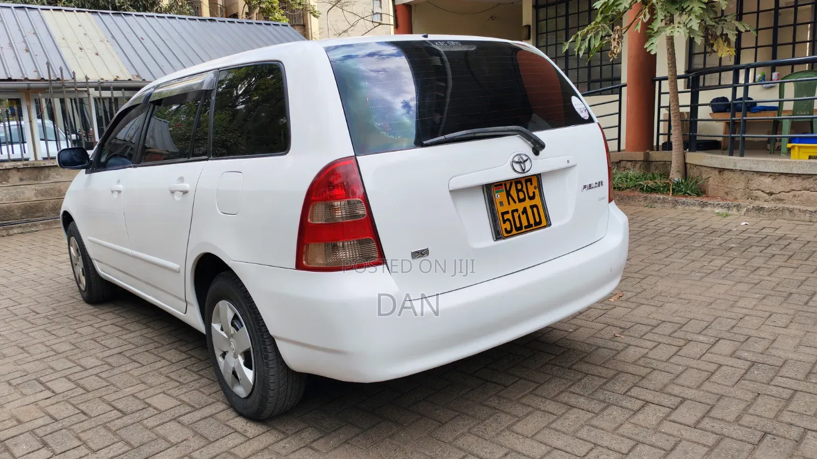 Toyota Corolla Fielder 1.5 Petrol AWD 2001 White